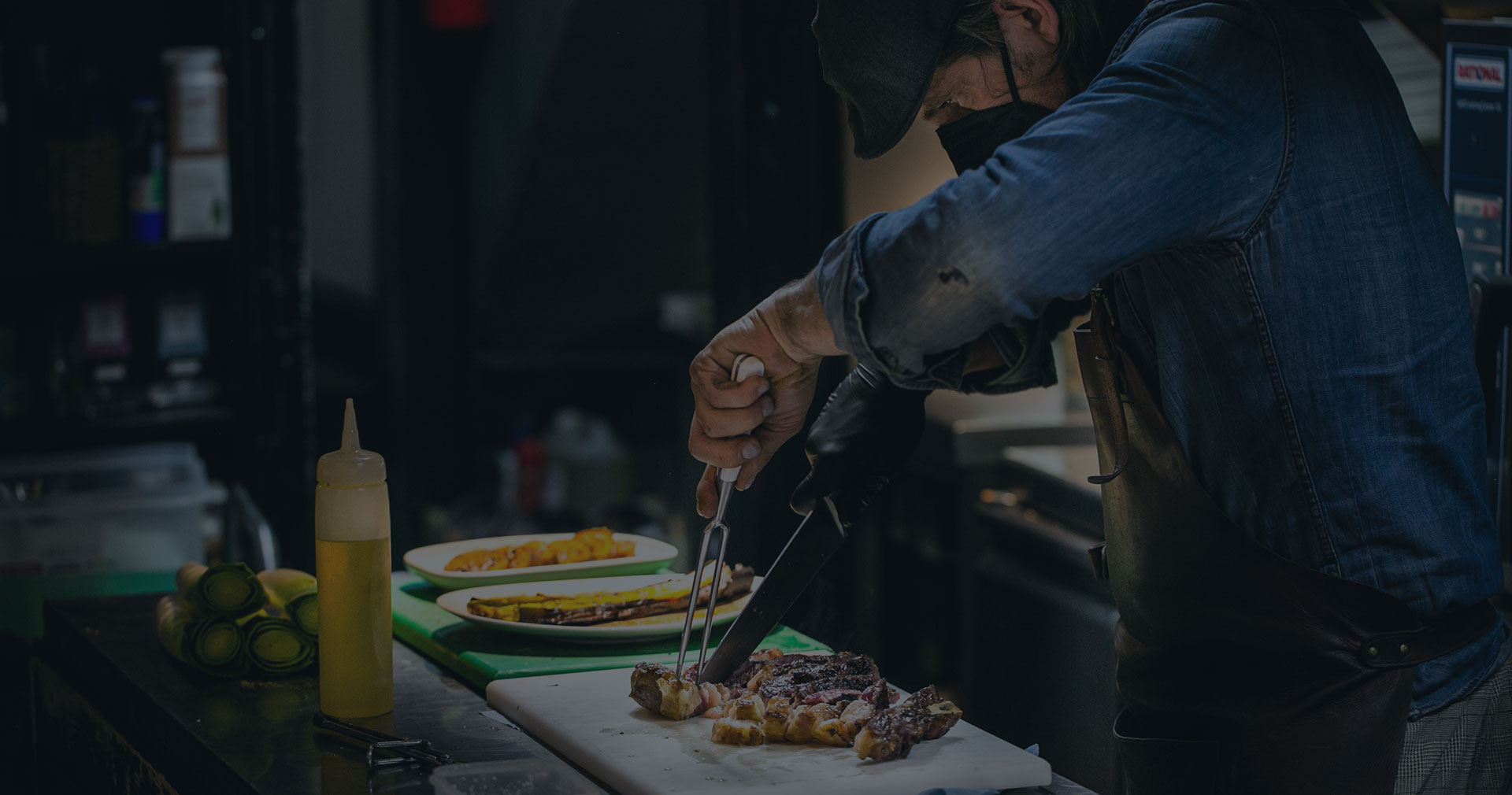 Reustarante Carnes a la brasa estilo Argentino